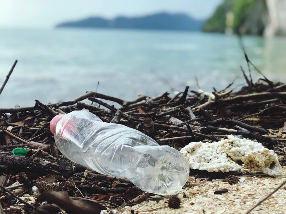 Müllvermeidung und -trennung ist auch im Urlaub wichtig