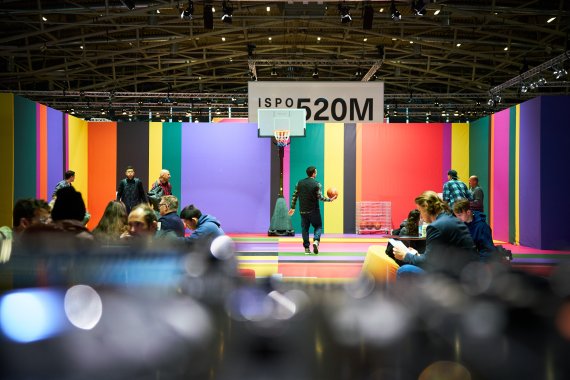 Stéphane Ashpool Event Area in der Zeitgeist Area auf der ISPO Munich 2024