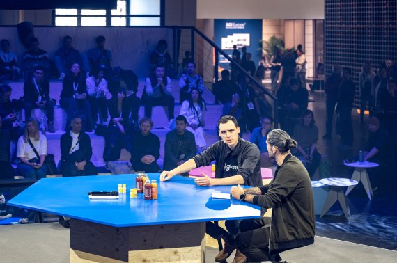 Tobias Matern auf der Main Stage der ISPO Munich