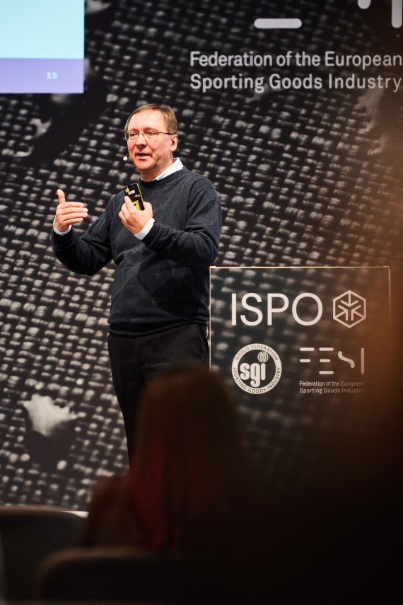 20250331_So gelingt der PFAS-Ausstieg_033125 Matthias Czerny auf der ISPO 24