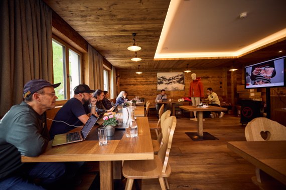 Juryprozess beim ersten ISPO Award Jurymeeting 2025