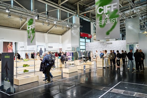 Die CIFF x ZEITGEIST Area auf der ISPO 2024