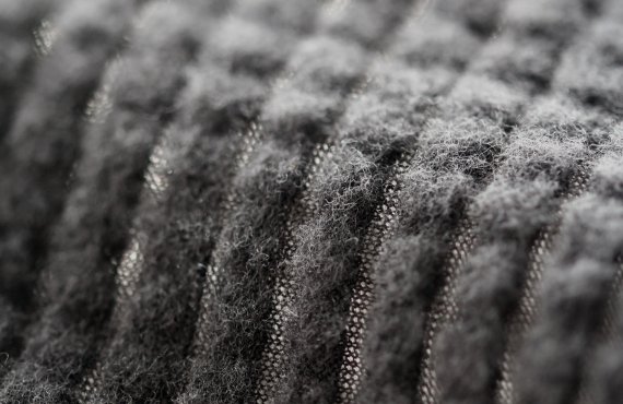 ISPO Award Winner 2025: RealFleece Grid Blackridge Pullover Hoodie by Icebreaker elevates plastic-free thermal performance