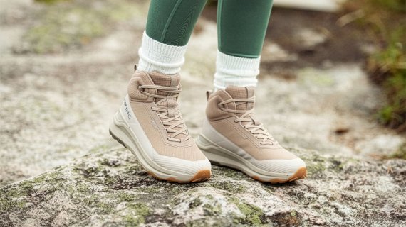 ISPO Award Winner 2025: Her Moment Mid GTX by Viking Outdoor Footwear advances women-specific trail comfort 