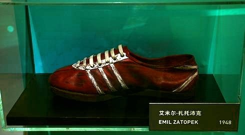 mb-Zatopek_Schuhe Emil Zatopeks Schuh aus dem Jahr 1948
