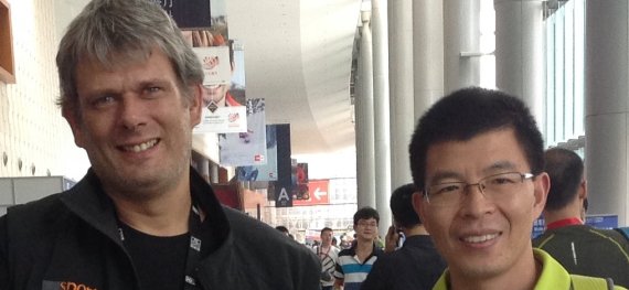 mb-Sanfu_Huber_HengZhang ISPO.com-Redakteur Markus Huber with Sanfo CEO Heng Zhang