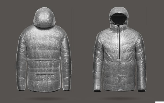 The BLACKYAK Emergency Jacket is as light and packable as possible. 