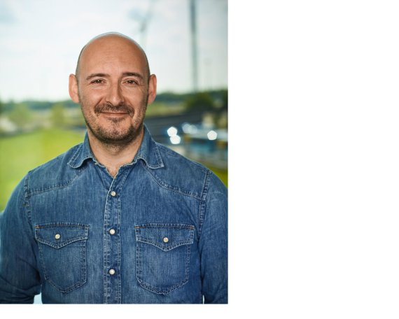 mb-Lecrosnier-Portrait-Intv Ist bei Adidas „Director Colors, Material and Trends“: Vincent Lecrosnier.