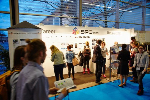 Auf der ISPO treffen sich Sportbegeisterte und potentielle Arbeitgeber.