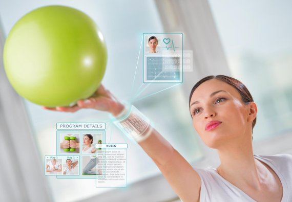 mb-Cloud-Daten-Wearable Wearables als Multifunktionsgeräte: Gesundheitstracker, Sportprogramm, Anleitung für Individualprogramme.