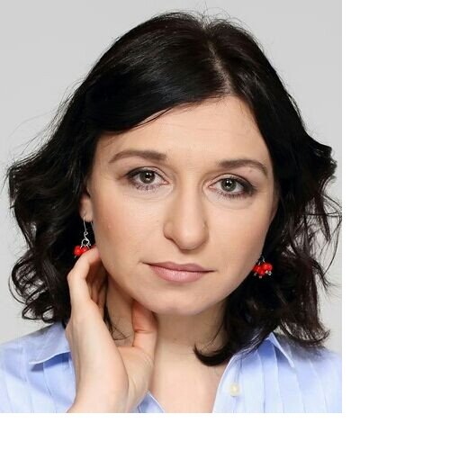 mb-en-VP-Corp-Gavriliuc Andreea Gavriliuc is searching junior staff for the VP Corporation.