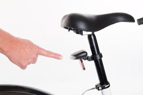 mb-160826-ThinkstockPhotos-472942506 Stecklicht am Fahrrad? Der Gesetzgeber muss nachbessern.