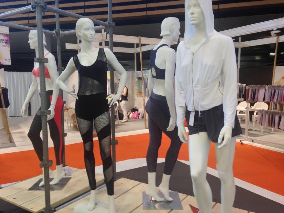 mb-160928-invista-s-focus-on-athleisure-at-interfiliere INVISTAs Schwerpunkt liegt bei der Interfilière auf Athleisure.