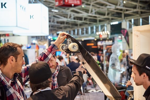 mb-Sales-Sportbusiness-ISPO Deshalb ist unser Board am Besten: Sales-öMitarbeiter müssen auch auf den Messen präsent sein.