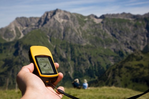 mb-161213-ThinkstockPhotos-176830868 GPS: Bei langen Bergwanderungen ein Teil der Grundausstattung