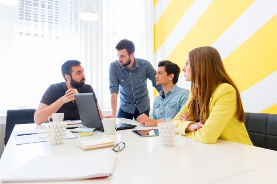 mb-161219-startup-thinkstock Those who have the right ideas and a strong team are the ones who can grow from a small startup to an significant company in just a short space of time.