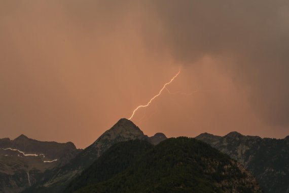 mb-161221-ThinkstockPhotos-479912908 Schnelle Wetterwechsel sind im Gebirge aufgrund der Höhenlage häufig.
