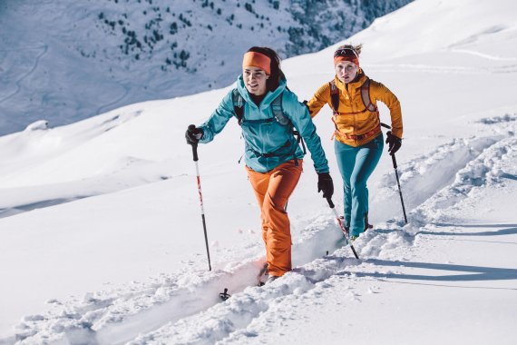mb-161219-Dynafit_Winter16_17_Ski Touring3 With female guides the participants experience unforgettable moments in sports – and get to know the brands.