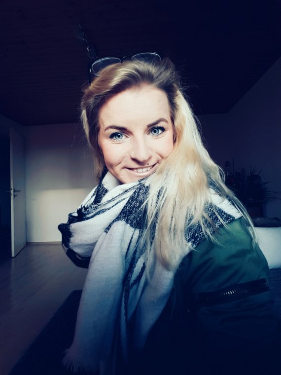 mb-Andrea Anna Langheinrich