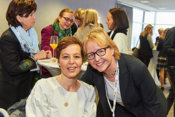 mb-170208-ispo-munich-2017-jf-3387 Margit Dittrich and Monika Dech initialized the project "Frauen verbinden" (women connecting).