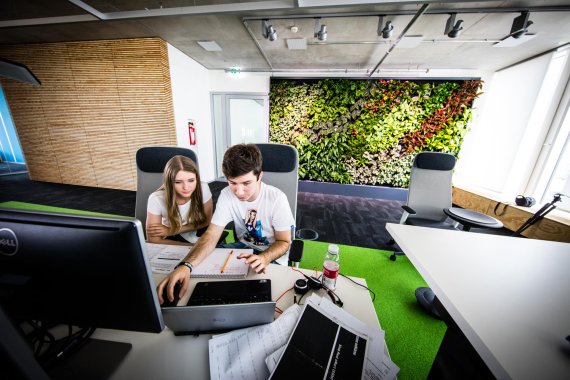mb-en-adidas-workers-2 Adidas offers a creative workspace for its employees.