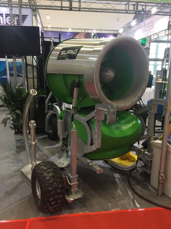 mb-170217-8a95fca5-ff4a-46e9-8e4e-679a13b76b9c Exhibiting at ISPO BEIJING brings personal contacts that are very important in China.