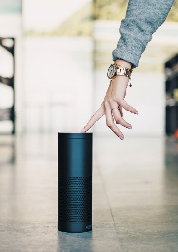 mb-amazon-alexa Trousers manufacturer Alberto uses Alexa in its store.