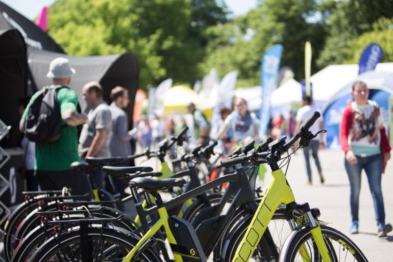mb-170515-steh-de-ss-0568-2 Festivals are a good opportunity to try out an e-bike for the first time