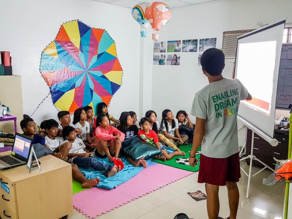 mb-170727-17 0404 Homework Club-1 Besides sport school lessons are important