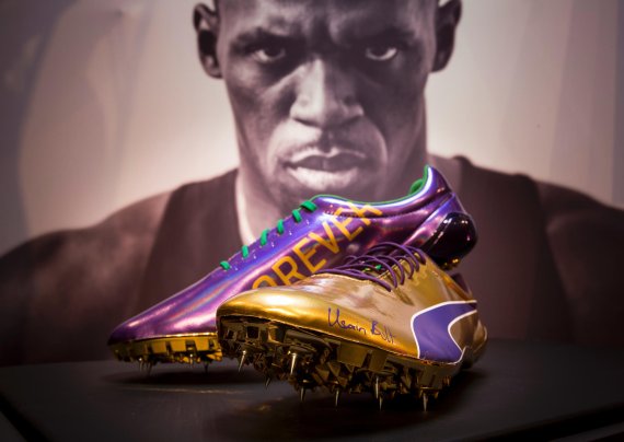 Das Beste zum Abschied? Usain Bolts neue Schuhe sind in Lila und Gold gehalten, tragen die Jamaika-Flagge und sogar seine eigene Unterschrift