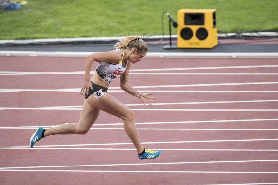Adidas-Schuhe zum Nike-Dress: Gina Lückenkemper, deutsche Sprint-Entdeckung bei der WM in London, lief im Vorlauf über 100 Meter unter 11 Sekunden. 