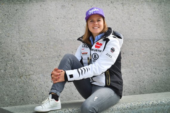 Das DSV-Team um Skifahrerin Viktoria Rebensburg wird in Zukunft weiterhin von Würth unterstützt.