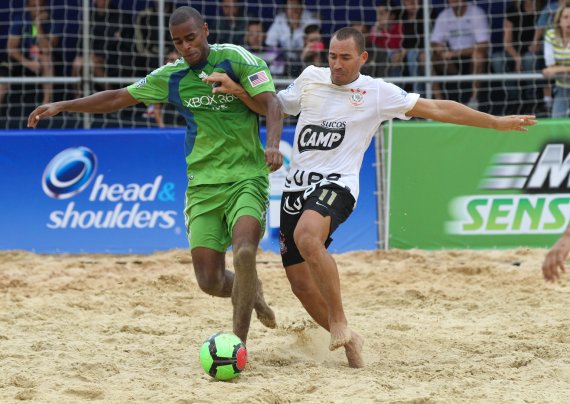 Brasilien lebt Fußball, dazu gehört natürlich auch Beachsoccer Brasilien lebt Fußball, dazu gehört natürlich auch Beachsoccer
