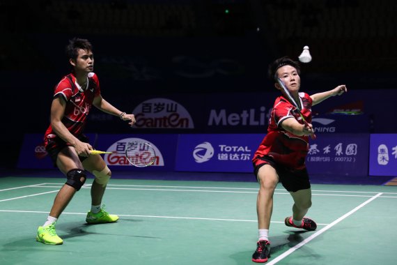 Badminton is popular among young people, and Indians also play a big role in competitive sports. Badminton is popular among young people, and Indians also play a big role in competitive sports.