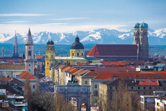 ISPO Munich Sports Week During the ISPO Munich Sports Week numerous events will be organized in the Bavarian capital together with Munich retailers