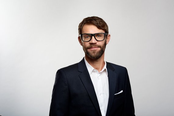 Christian A. Langer, Mitglied der Geschäftsleitung FABRICS bei W.L. Gore & Associates Christian A. Langer, Mitglied der Geschäftsleitung FABRICS bei W.L. Gore & Associates