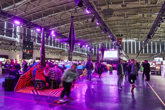 Outdoor braucht künftig Messestände, die sich dialogisch und innovativ den Retail-Besuchern öffnen. Outdoor braucht künftig Messestände, die sich dialogisch und innovativ den Retail-Besuchern öffnen.
