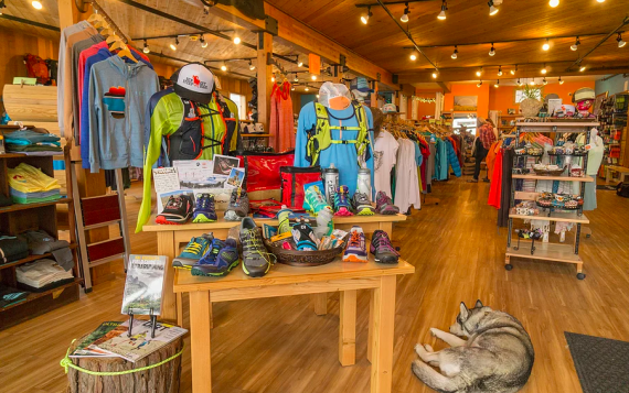 Alpenglow Sports focuses on personalized customer service. 