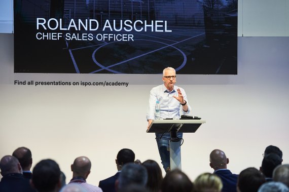 Adidas-Vertriebsvorstand Roland Auschel erklärt, wie Adidas die Digitalisierung vorantreibt – und warum der Sportartikel-Riese zurück auf der ISPO Munich ist. „Wir wollen unsere Verbundenheit mit dem Fachhandel zeigen.“ Adidas-Vertriebsvorstand Roland Auschel erklärt, wie Adidas die Digitalisierung vorantreibt – und warum der Sportartikel-Riese zurück auf der ISPO Munich ist. „Wir wollen unsere Verbundenheit mit dem Fachhandel zeigen.“