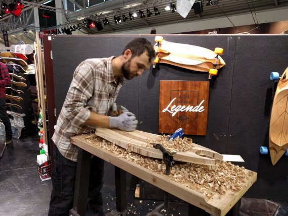 Alex Martin von Legende Longboards. Alex Martin von Legende Longboards.