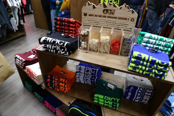 A brand that stands for sustainability: PictureClothing. A brand that stands for sustainability: PictureClothing.