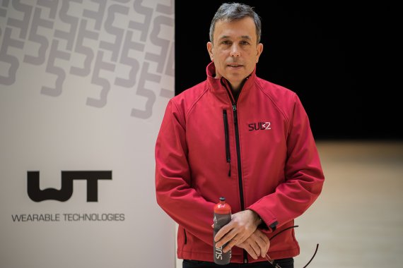 Professor Yannis Pitsiladis von der Universität Brighton arbeitet mit SUB2HRS am neuen Marathon-Rekord Professor Yannis Pitsiladis von der Universität Brighton arbeitet mit SUB2HRS am neuen Marathon-Rekord