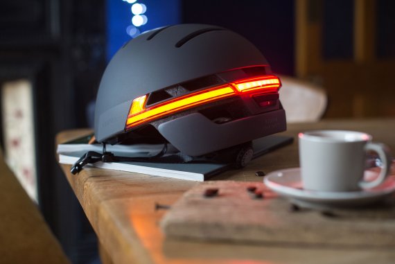 The LIVALL BH51M promises more comfort and safety on the bike. The LIVALL BH51M promises more comfort and safety on the bike.