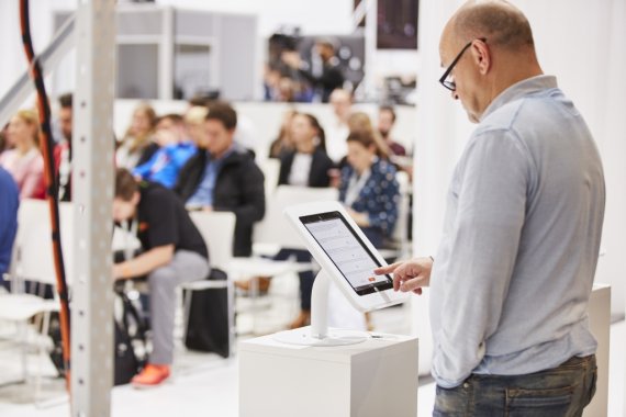 ISPO hilft Ihnen, Ihr Unternehmen durch die digitale Transformation zu führen. ISPO hilft Ihnen, Ihr Unternehmen durch die digitale Transformation zu führen.