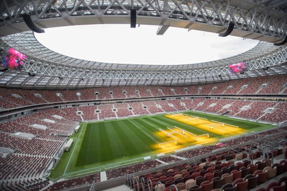 Quelle: Imago Im Luzhniki-Stadion werden das Eröffnungsspiel, vier Gruppenspiele und das Finale ausgetragen. Es bietet Platz für 81.000 Zuschauer.