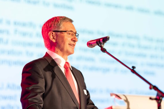 Credit: Schoeller Textil AG Siegfried Winkelbeiner is CEO of Schoeller Textil AG since 2012.