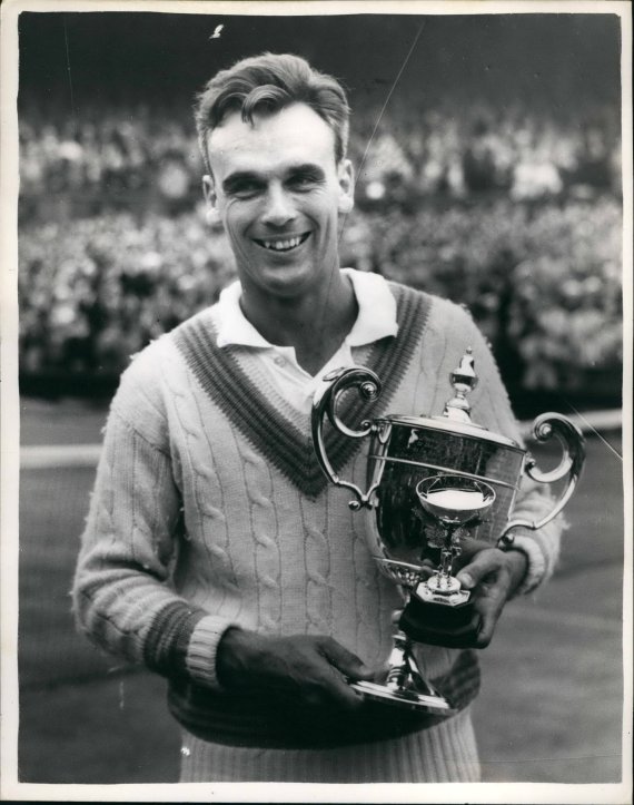 Credit: Imago Tennis legend Vic Seixas at the Wimbledon triumph of 1960.