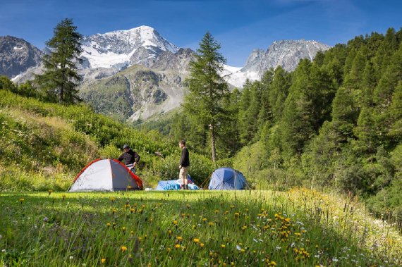 Der Campingplatz Arolla liegt auf knapp 2000 Metern 