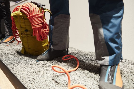 CorOutdoor equipment