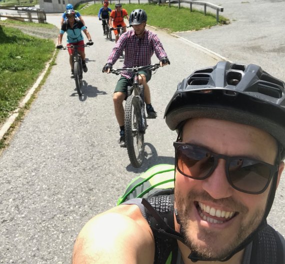 Selfie auf einem E-Mountainbike